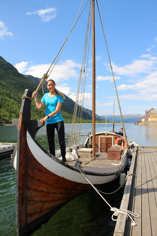 A fembøring boat in the harbour © Helgeland Reiseliv