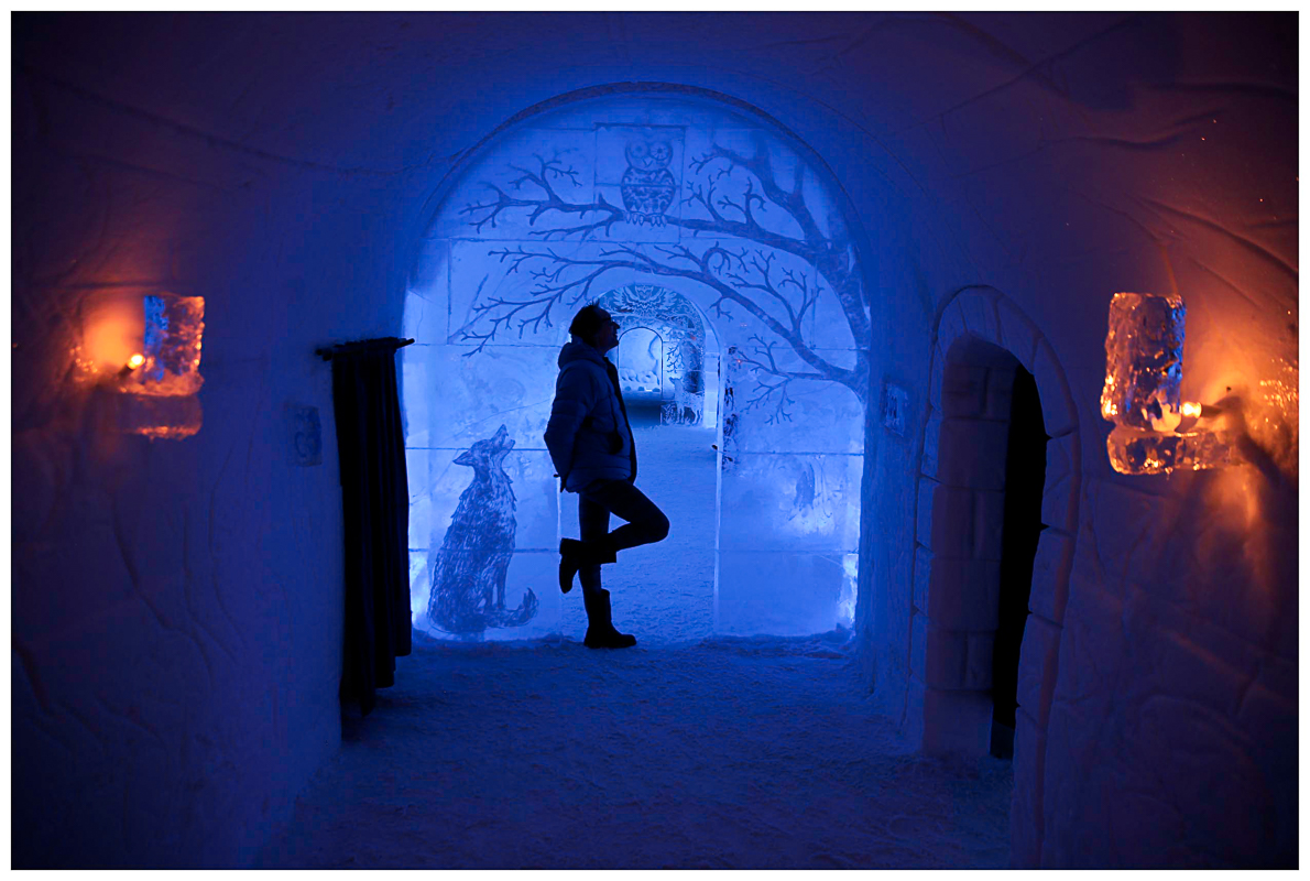 Walk the halls and feel like you're in an ice palace © Yngve Olsen Sæbbe