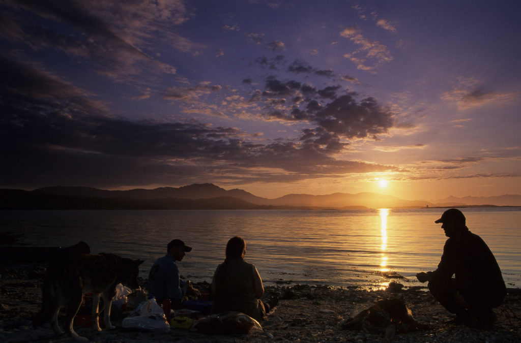 midnight-sun-the-day-that-never-ends-northern-norway