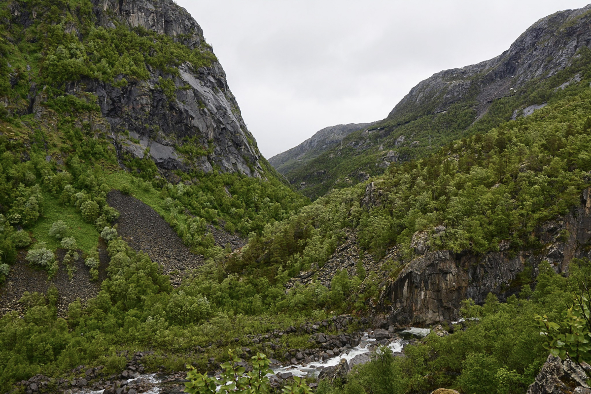 Hundalen is wild and untamed, but remenants of a human past are everywhere © Knut Hansvold
