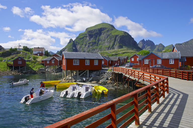 Sommerdag i Å på Moskenesøya i Lofoten.  © Bård Løken