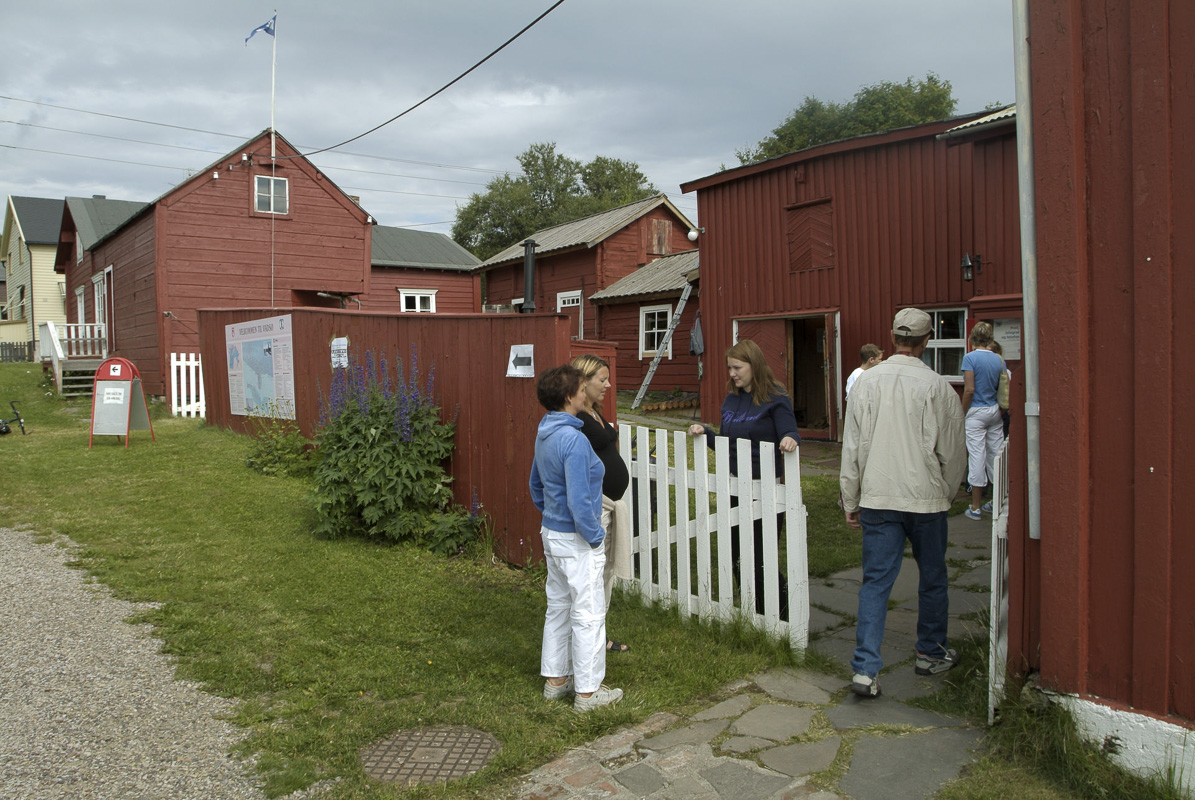 Visiting the Tuomainengården in Summer © Trym Ivar Bergsmo