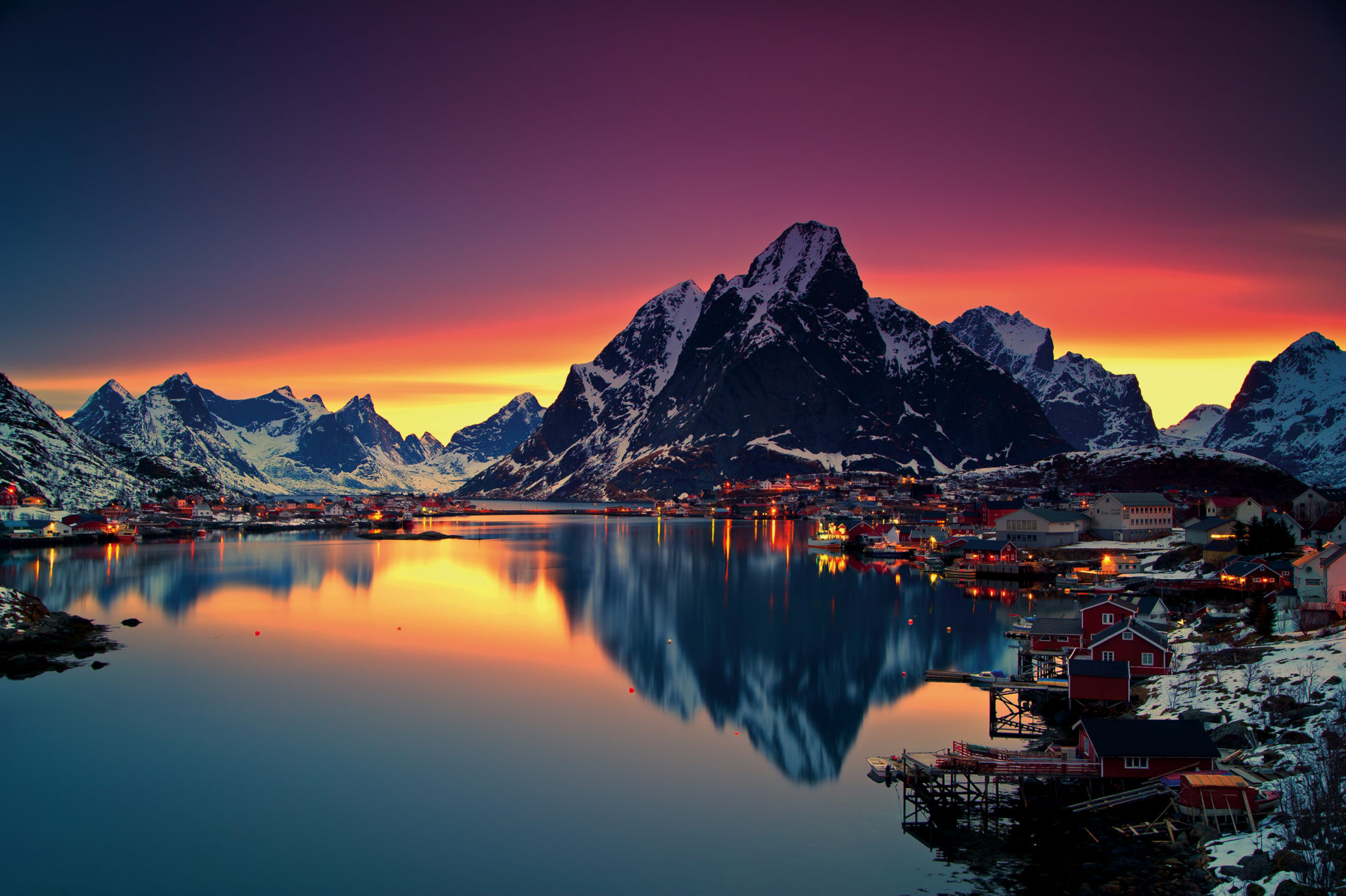 Reine in Lofoten © Christian Ringer