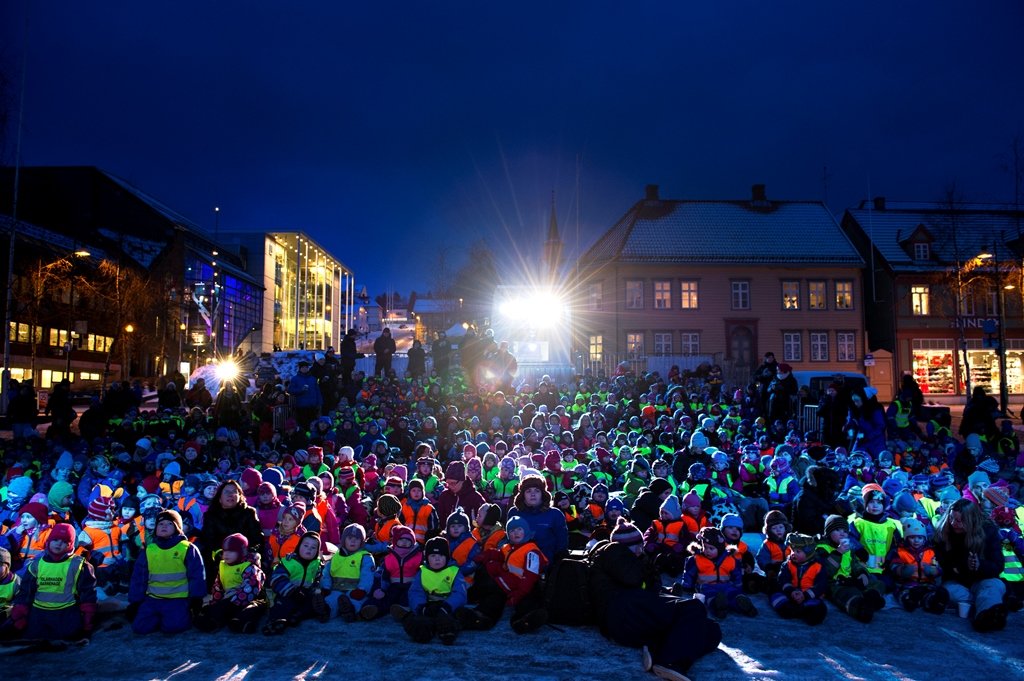 Outdoor on the main square, schools and nurseries will come to watch short films in the early afternoon © Ingun A. Mæhlum/TIFF