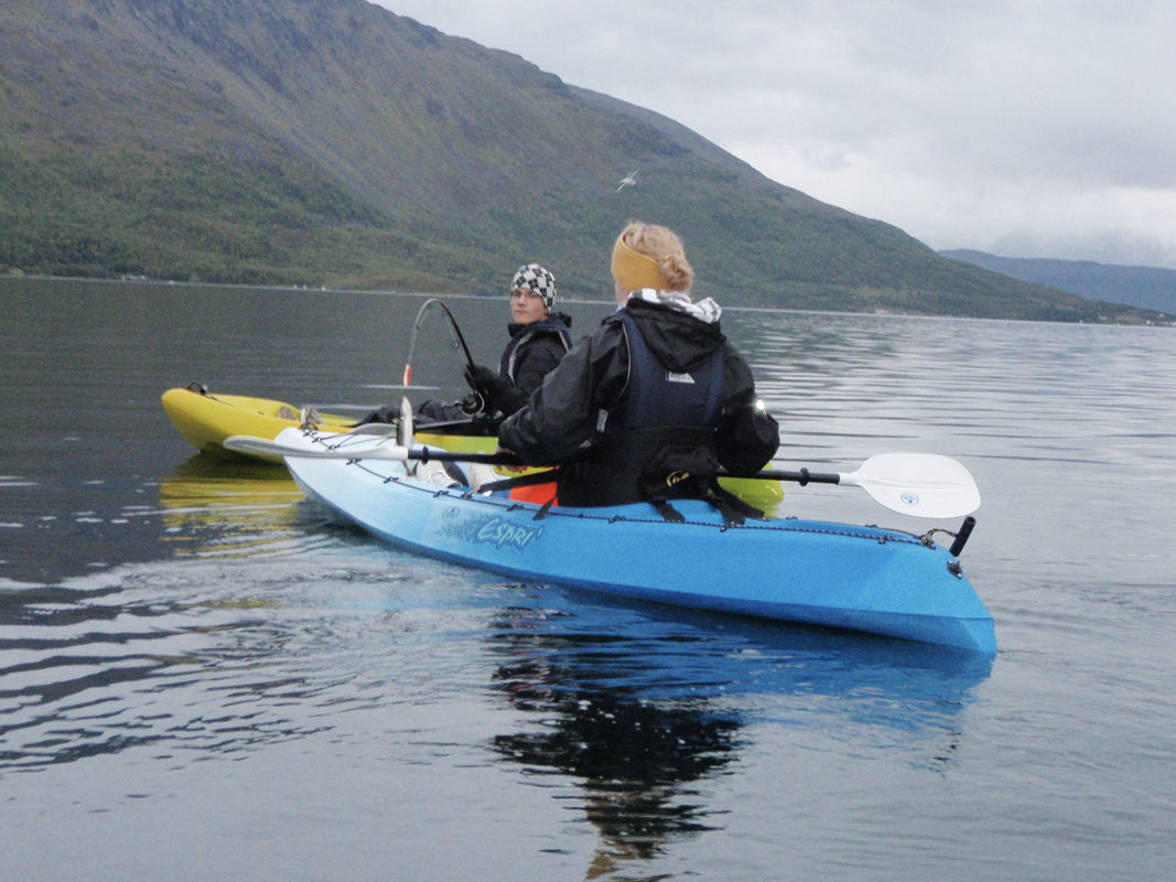 Fishing tours also offered in the fjord © Synatur
