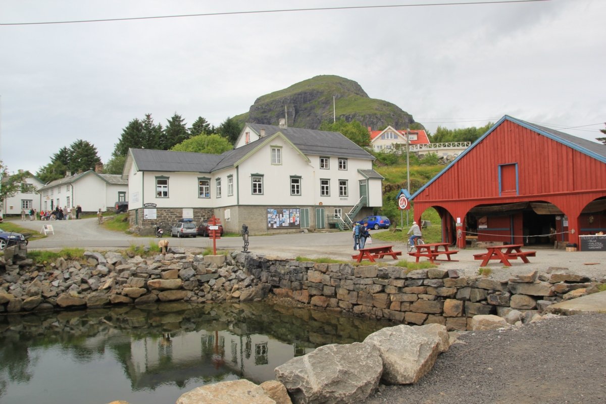 For the adventurous you can explore the hillsides that towers around Å aswell © Norsk fiskeværmuseum Lofoten