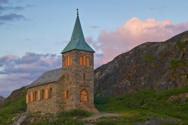 Oscar II chapel at Grense Jakobselv, where the border meets the Arctic Ocean © Bårdf Løken
