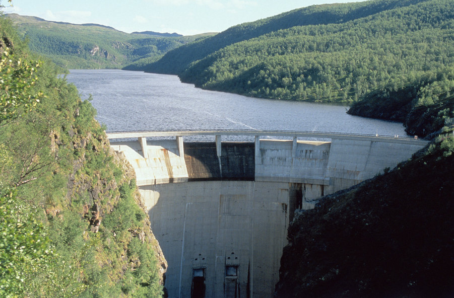 The infamous Alta-Kautokeino dam © Bjørn Moholt