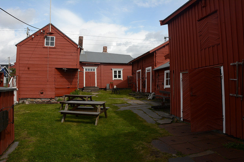 Inside the Tuomainen compound in Vadsø. The stables and the living quarters are under the same room © Knut Hansvold