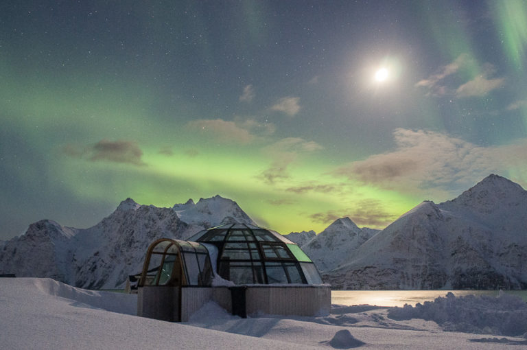 Northern Lights over the glass igloo © Lyngen North