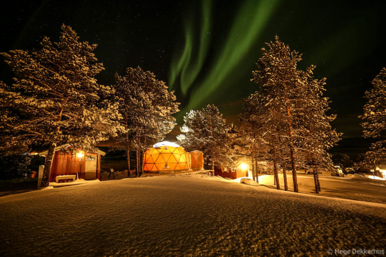 Northern Lights over Senja Dome © Norwegian Wild