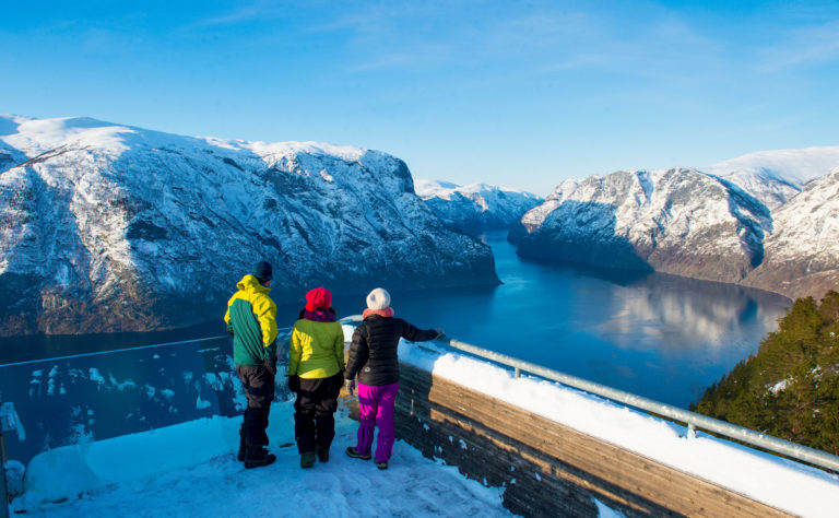 Endless view of the Aurlandsfjord from the Stegastein viewpoint © Fjord Norway