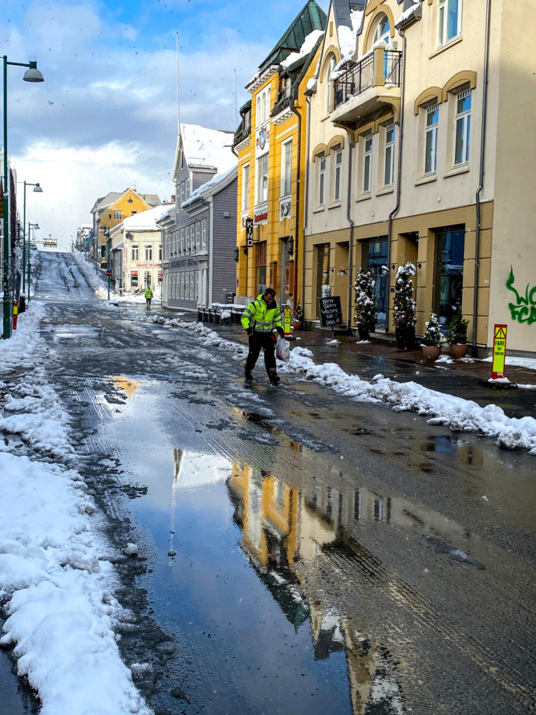 Thaw after an April snowfall in Tromsø © Knut Hansvold