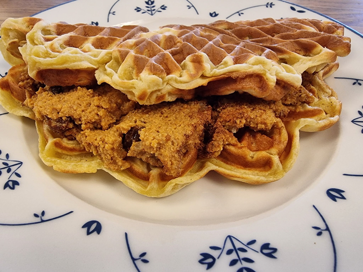 Waffles with gomme, that cottage cheese - like dairy product © Frk. Lovise/Sandnessjøen