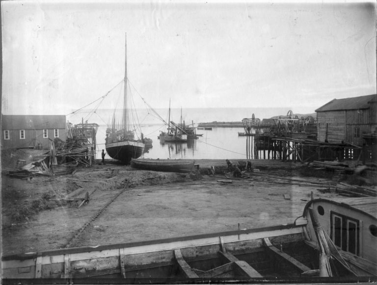 Port of Berlevåg in the early 19th C. © Havnemuseet i Berlevåg