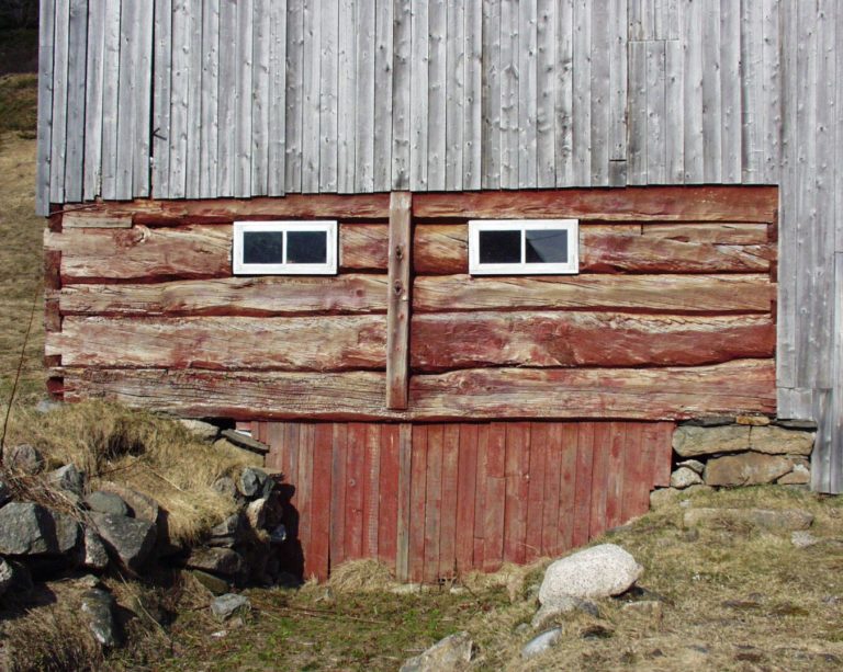 Fjøs på Øvergård på Bjarkøy © Sør-Troms Museum