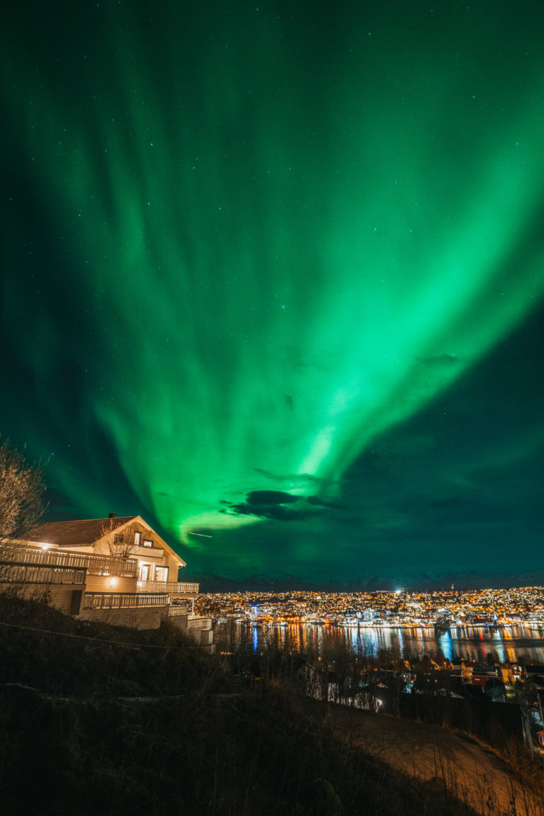 Northern Lights over Tromsø in autumn © Jensenmedia