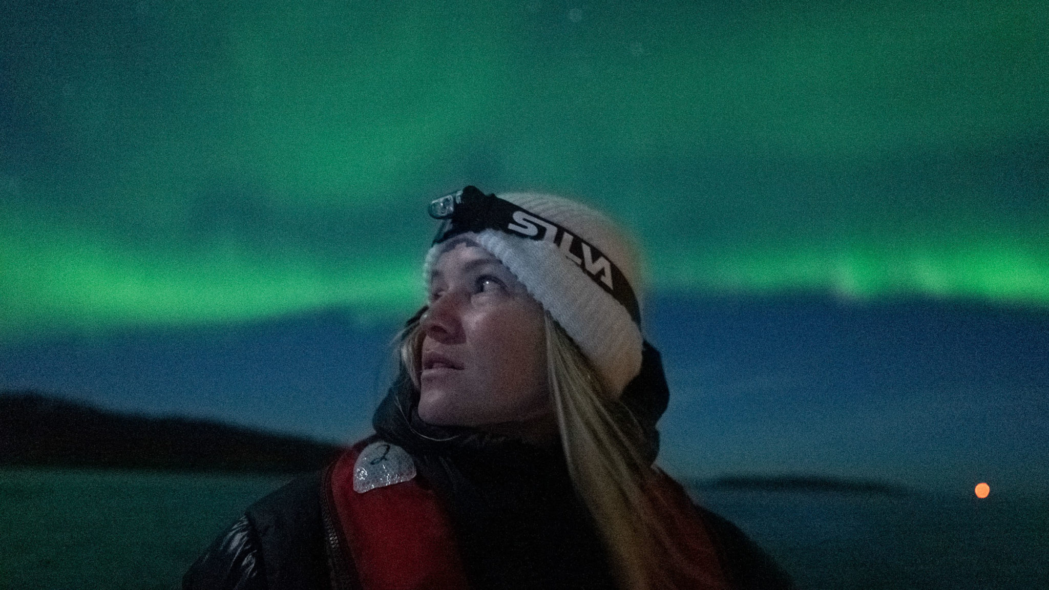 The Northern Lights make you silent © Emmet Sparling / Seil Bifrost
