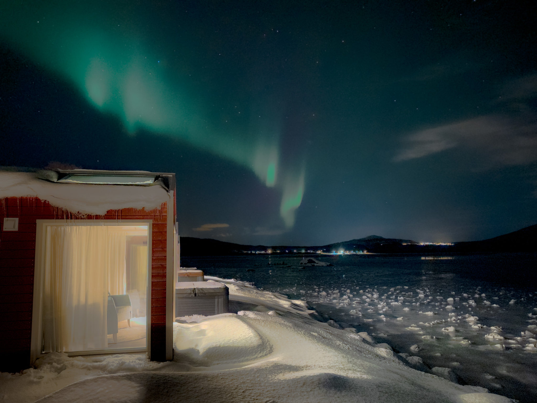 The Northern Lights at Tranøybotn, at Norwegian Wild © Norwegian Wild
