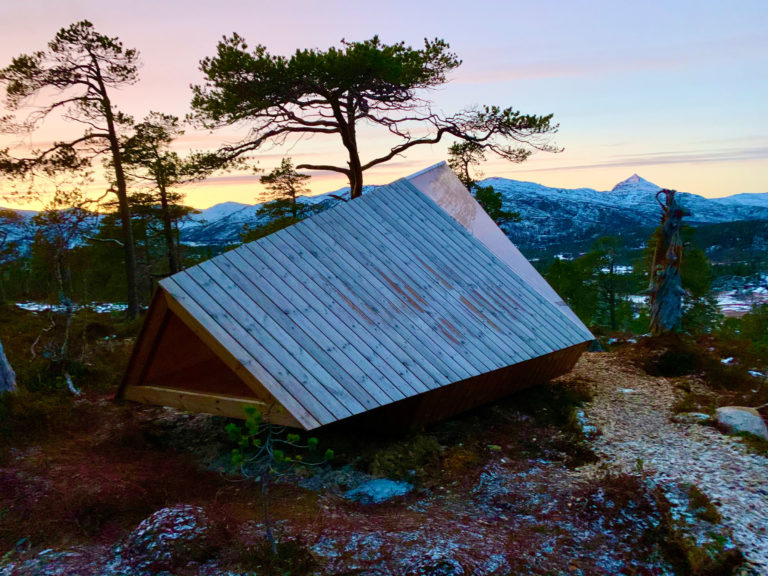 The shelter at the viewpoint of Ånderdalen national park © Basecamp Senja