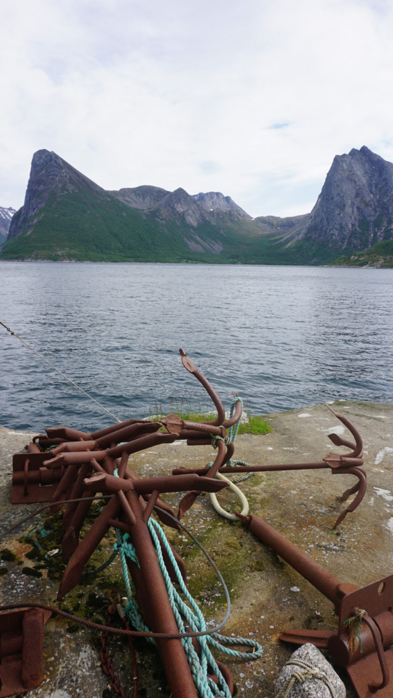 From the Rødsand breakwater, with a view towards the peaks around the Selfjord © Knut Hansvold