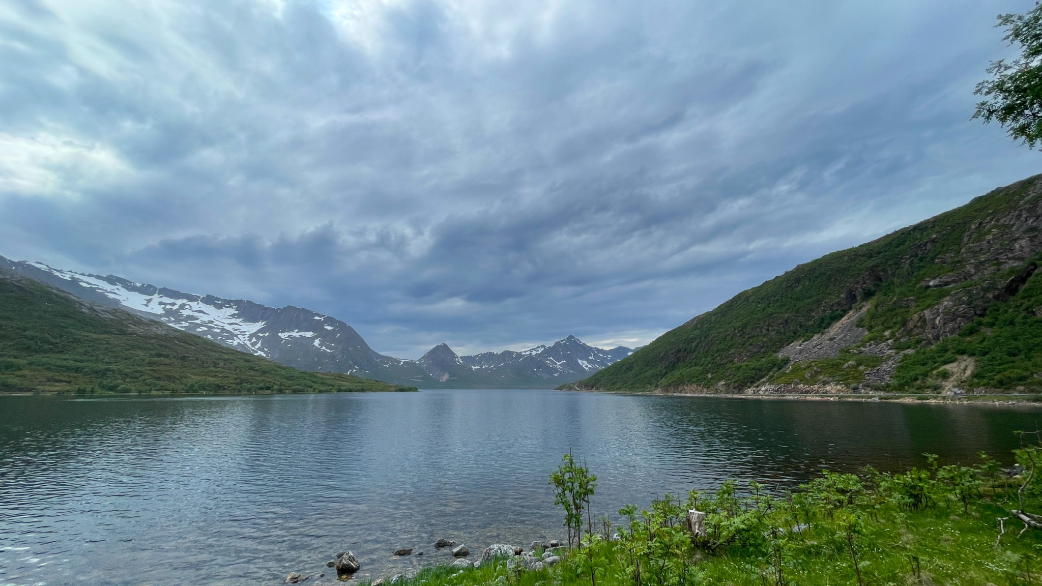 View towards the Sifjord from the south heading to Flakstadvåg in southwestern Senja © Knut Hansvold