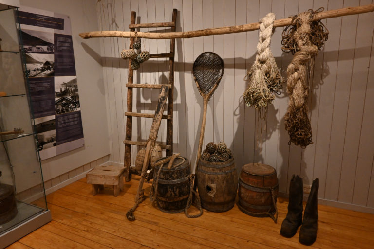 Exhibits at Gamslett gård, the service building. Here, local history is explained in short and to-the-point texts © Lene Ottesen / Nord-Troms Museum