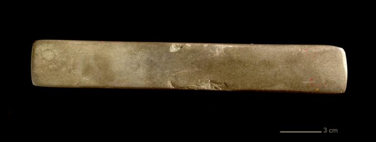 Whetstone - found in the grave of the blacksmith at Elgsnes © Norges arktiske universitetsmuseum