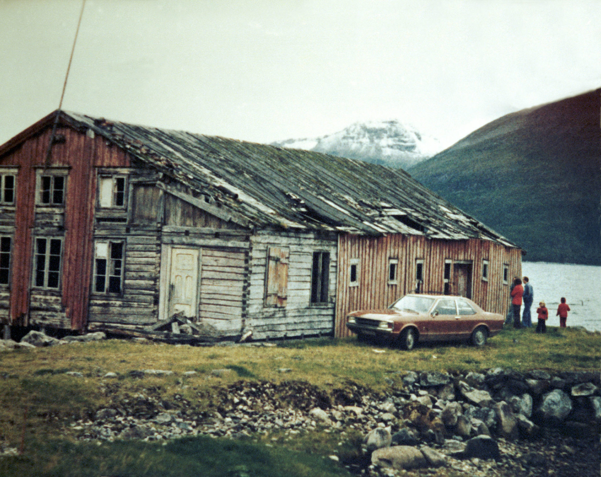 The Hemmestadbrygga photographed before restauration, sometimes before 1975 by Bjarne Wold © Sør-Troms Museum