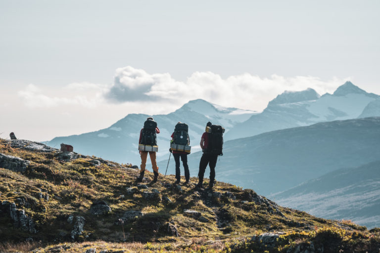 Vandrere langs Nordlandsruta. Foto: Zdeno Dvorak / Salten Friluftsråd