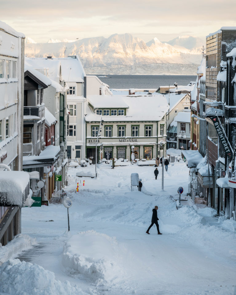 It has snowed heavily in Harstad © Arne Widding