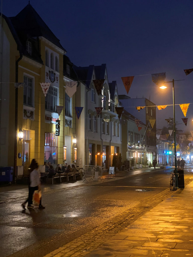 Dark late summer evenings draw people to the cinema darkness after a bright summer. © Knut Hansvold