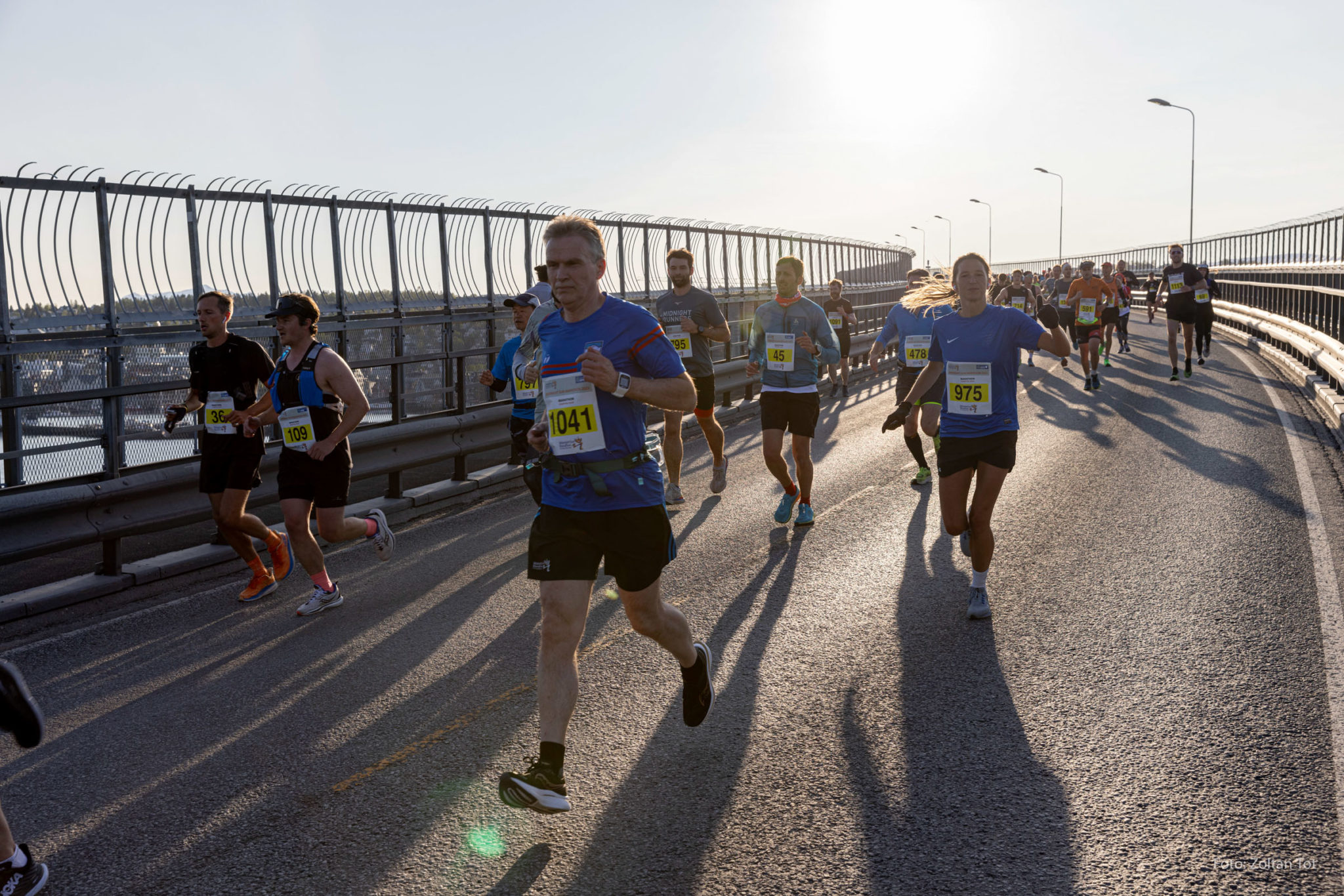 Across the Tromsø Bridge – leaving the city behind and entering a landscape of fjords and mountains. © Zoltan Tot / Midnight Sun Marathon
