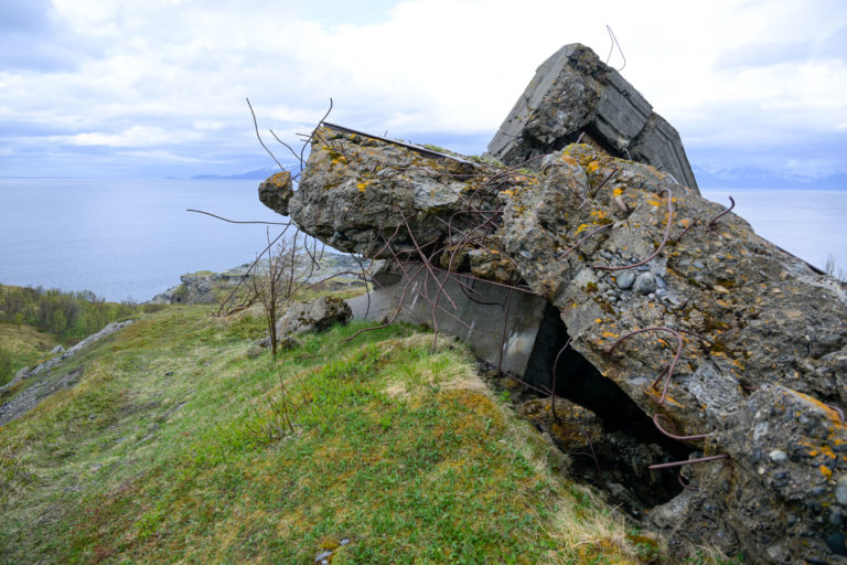 Rusty reinforcing bars at Engnes. The installation was blown up in late winter 1945 © Knut Hansvold