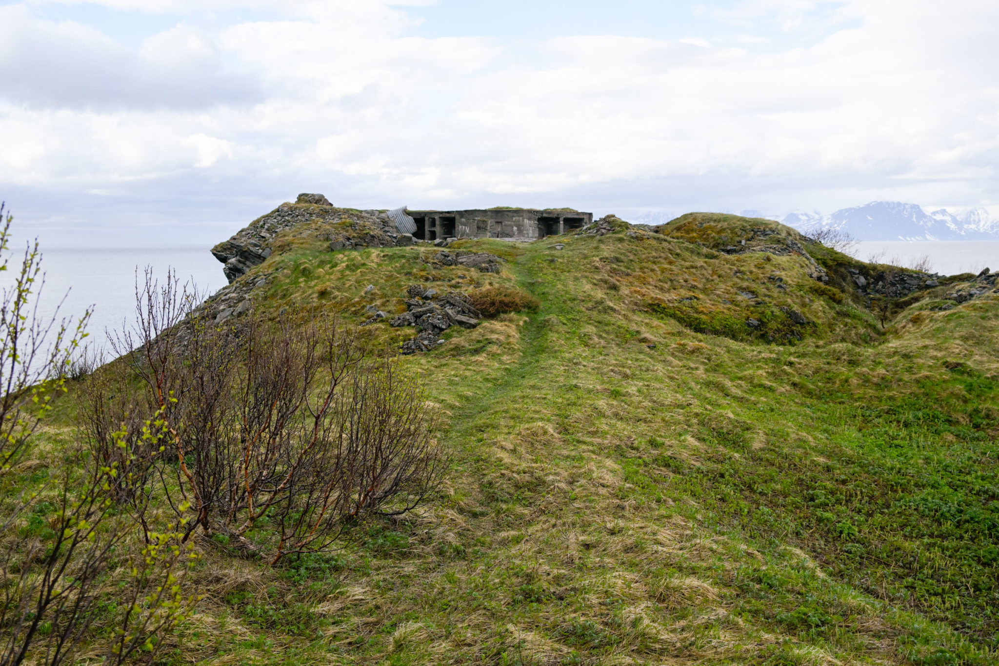 A path leads out to a viewpoint full of bunkers at Engnes © Knut Hansvold