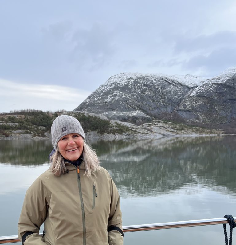 Liv Lyng Hauge på båtcruise fra Bodø til Beiarn. Foto: Privat
