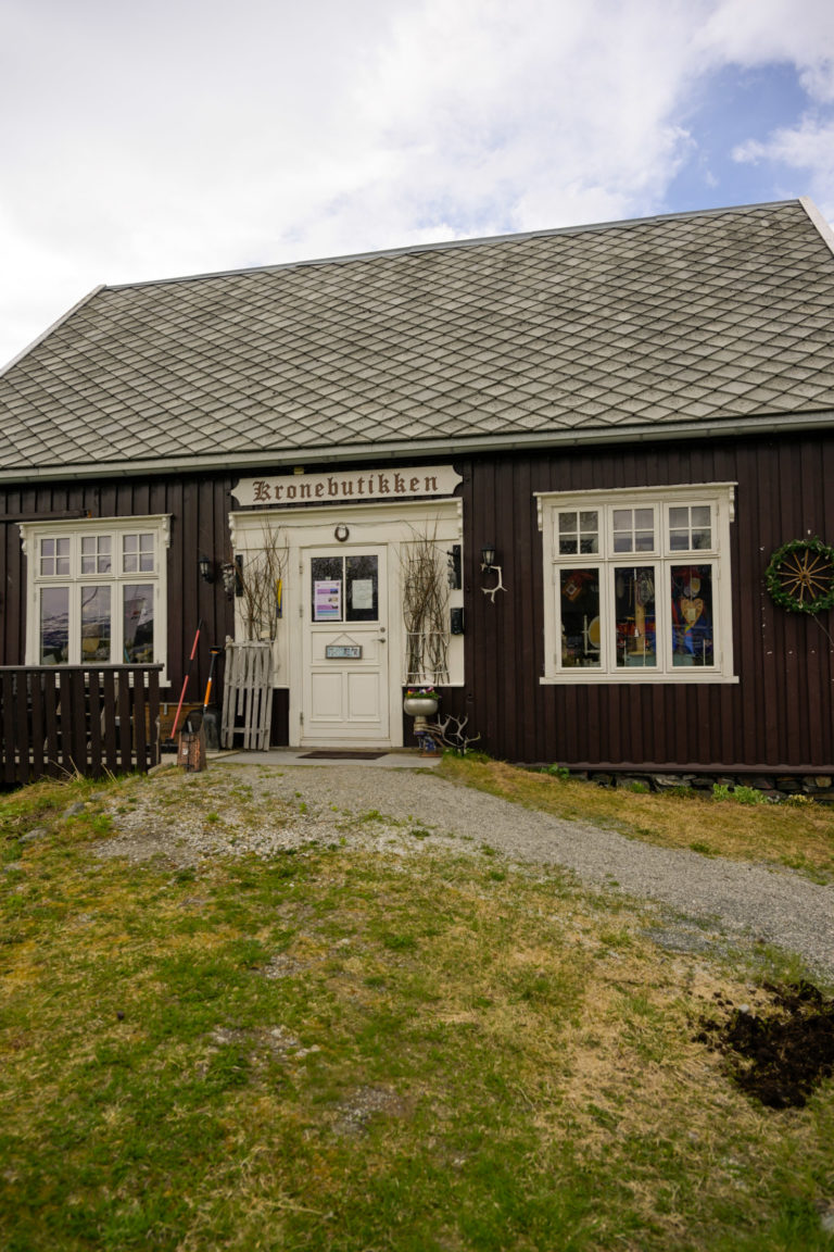 Kronebutikken is a country store from the early 1900s, originally located elsewhere in Nordreisa © Knut Hansvold / Northern Norway Tourist Board