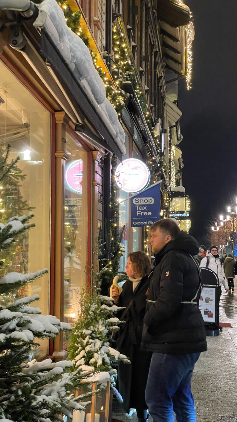 Christmas shopping © Knut Hansvold